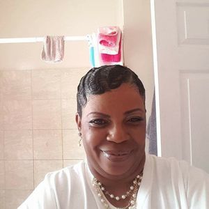 Meet your Posher, Tecola